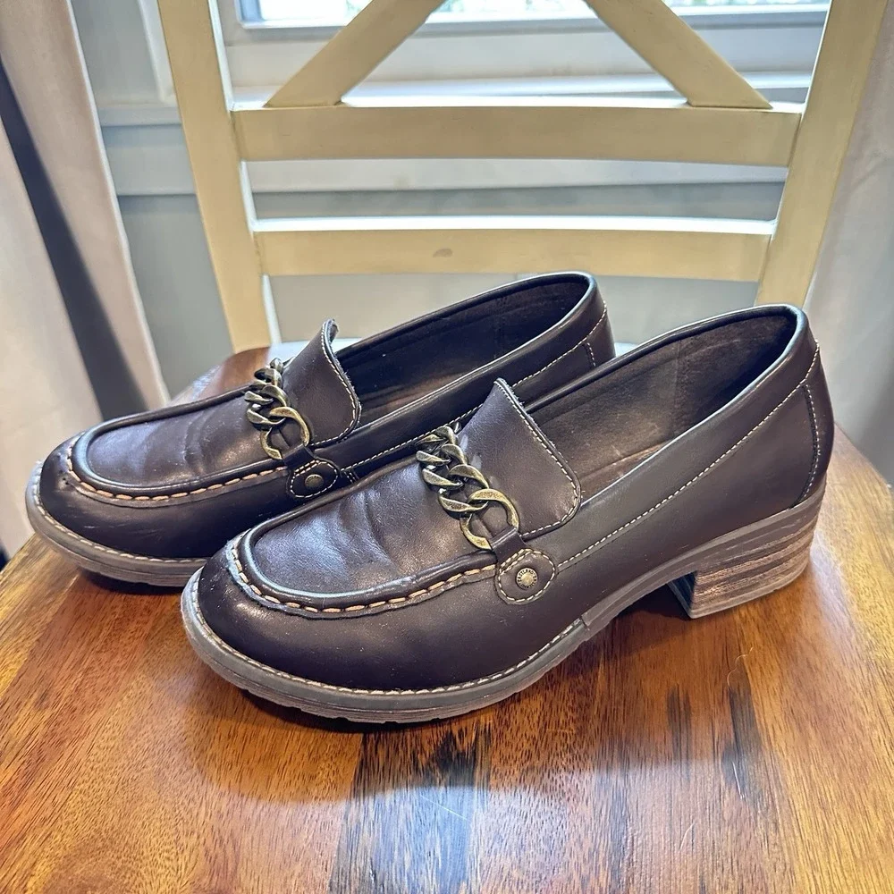 Eastland Nora Loafers Women 9.5M Brown Chain Link Lug Sole Chunky Heel Shoes